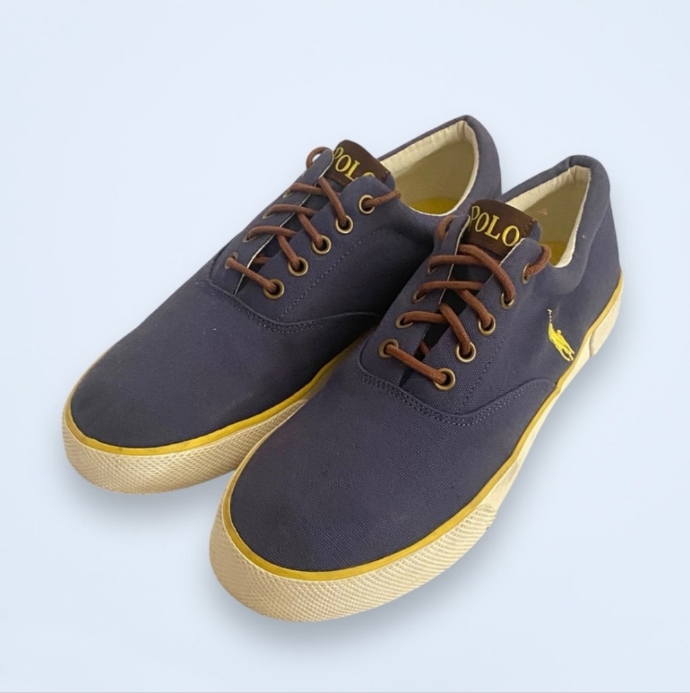 Polo sneakers